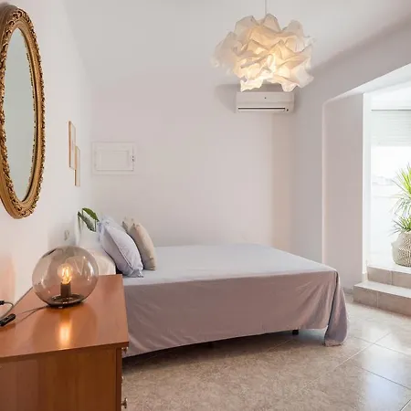 Malagasuite City Center Arango Malaga